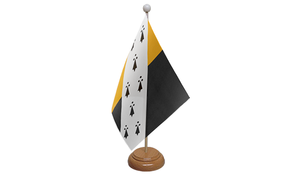 Norfolk No Crest Small Flag With Wooden Stands